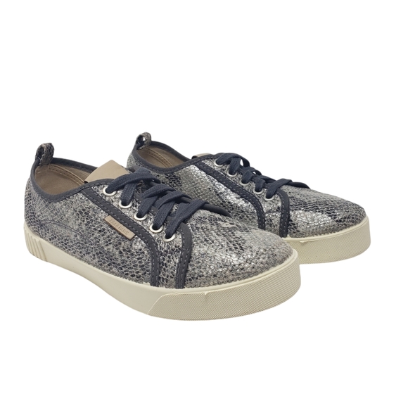 Zara Shoes - Zara Snakeskin Tennis Shoes Size EU 37  US 6.5 Lace Up Gray Silver Cream Color